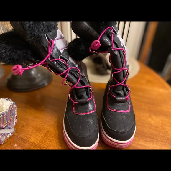 SOLD - Picture 4 of 7